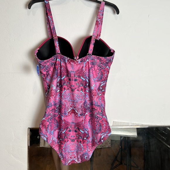 NWT “SWIMSUITS FOR ALL” one piece swimsuit. Size 18 - Picture 3 of 6